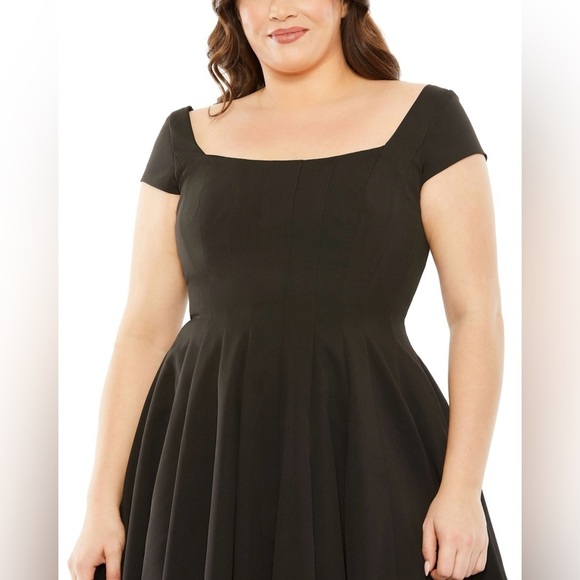 Mac Duggal 49784 NWT Cap Sleeve Square Neck Dress - Picture 2 of 7